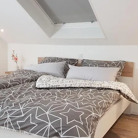 So Kuschelig Und Stylisch! Traumwohnung Panorama In Bei Limburg Lahn Apartamento